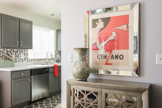 Eclectic Charm Living — photo 5 of 19
