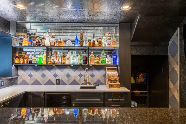 In-Home Bar — photo 3 of 24