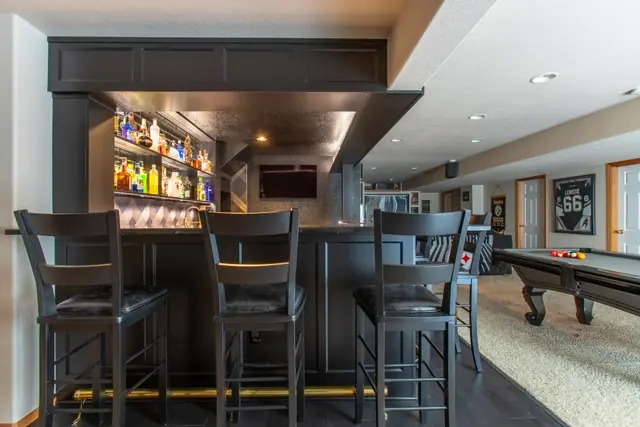 In-Home Bar — photo 5 of 24