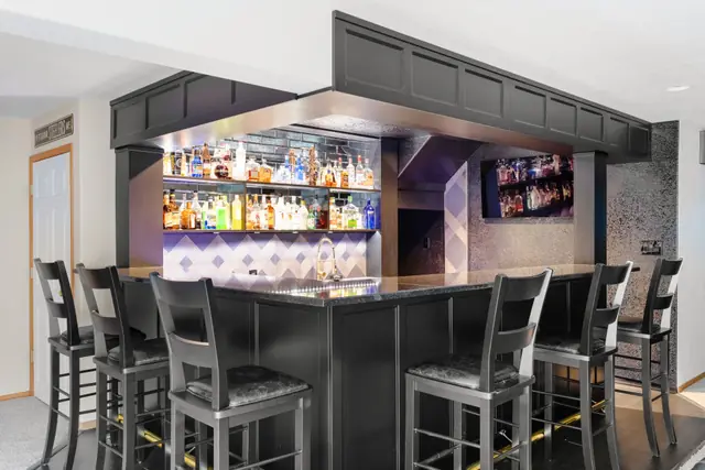 In-Home Bar — photo 11 of 24