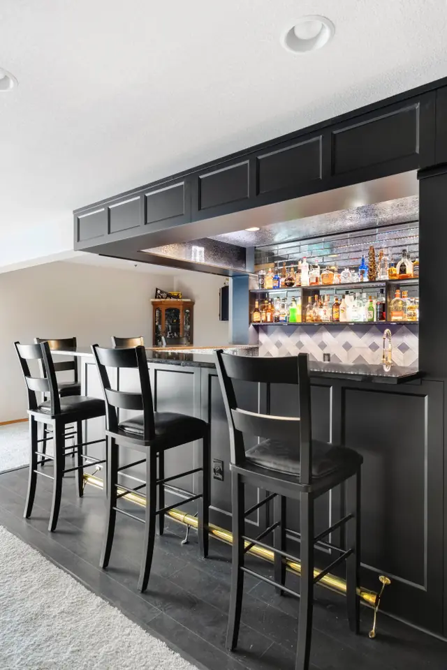 In-Home Bar — photo 13 of 24