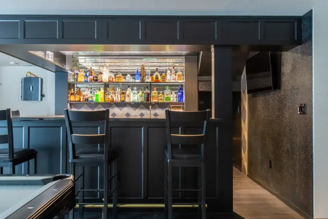 In-Home Bar — photo 16 of 24