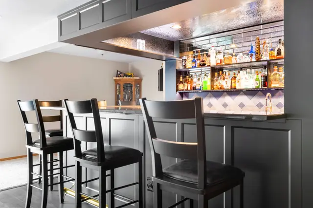 In-Home Bar — photo 21 of 24