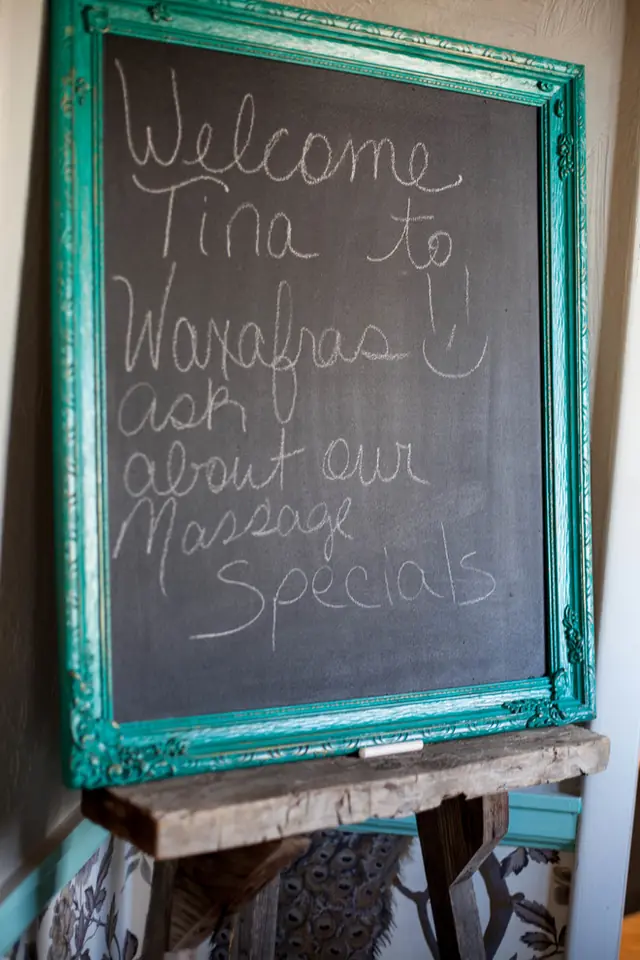 Renovated Salon Waxafras — photo 4 of 15