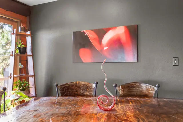 Warm and Inviting Living — photo 10 of 20
